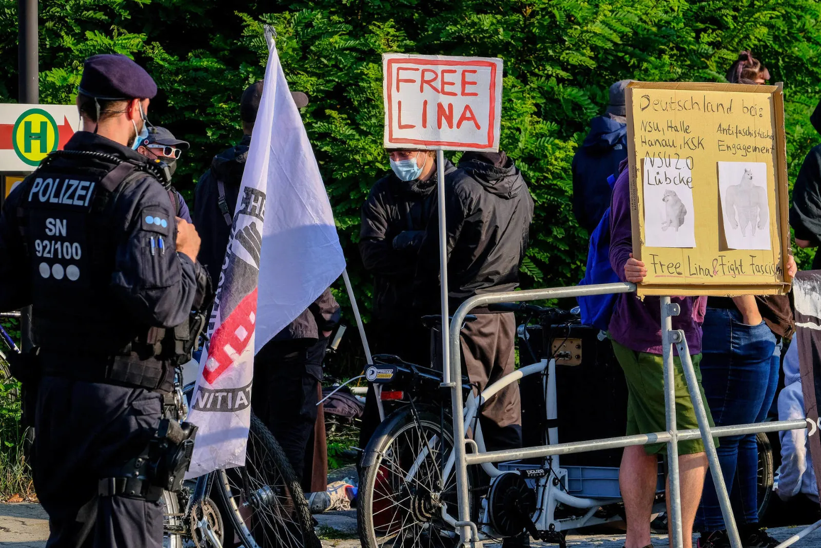 „Hammerbande“: Die Verurteilung Von Lina E. Kann Nur Der Anfang Sein ...